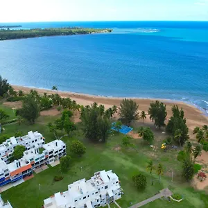 https://villa-layka-beach-house-at-playas-del-yunque.comcaribbean.com